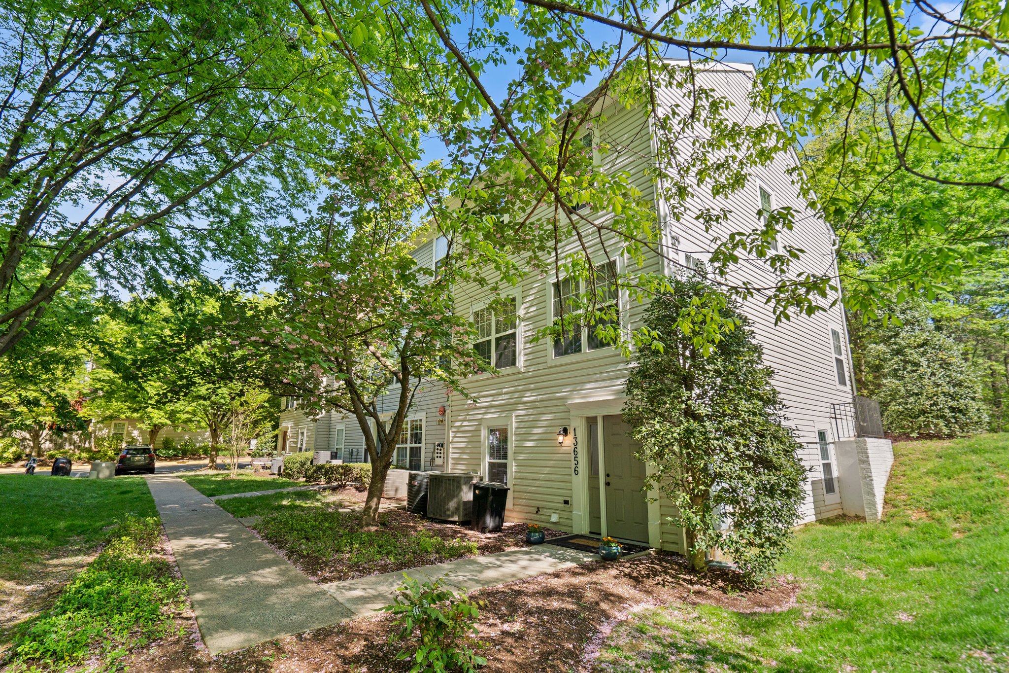 03. 13656 Harvest Glen Way.jpg