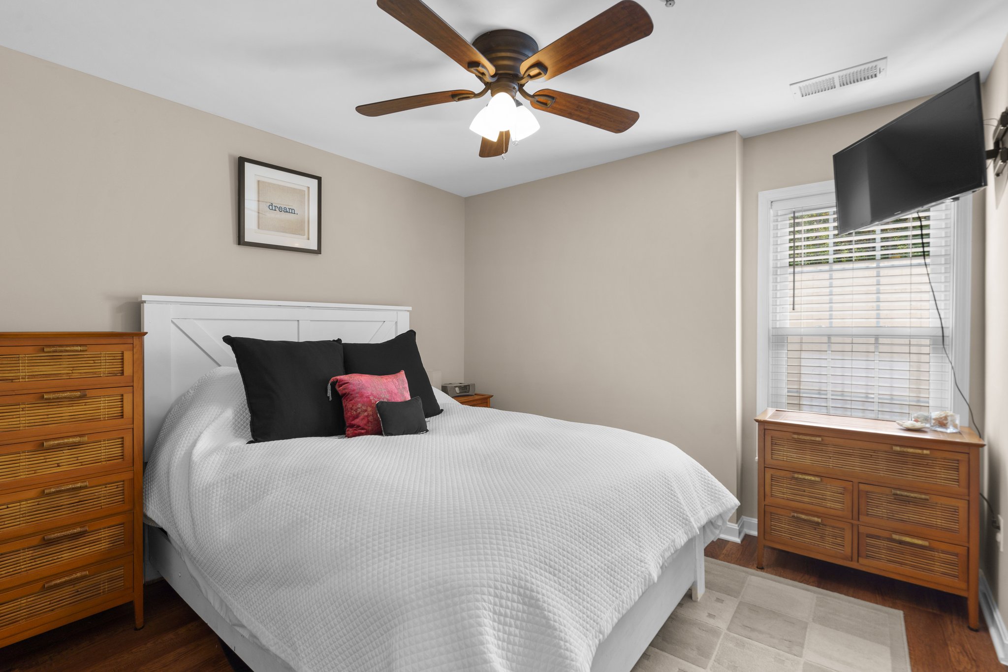 22. 13656 Harvest Glen Way.jpg