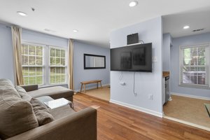 09. 13656 Harvest Glen Way.jpg