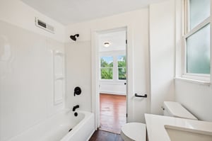 Oakwood Ave-018.jpg