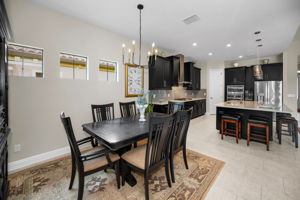 Dining Room4
