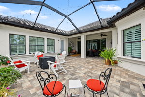 Screened Patio3