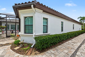 Side Walkway