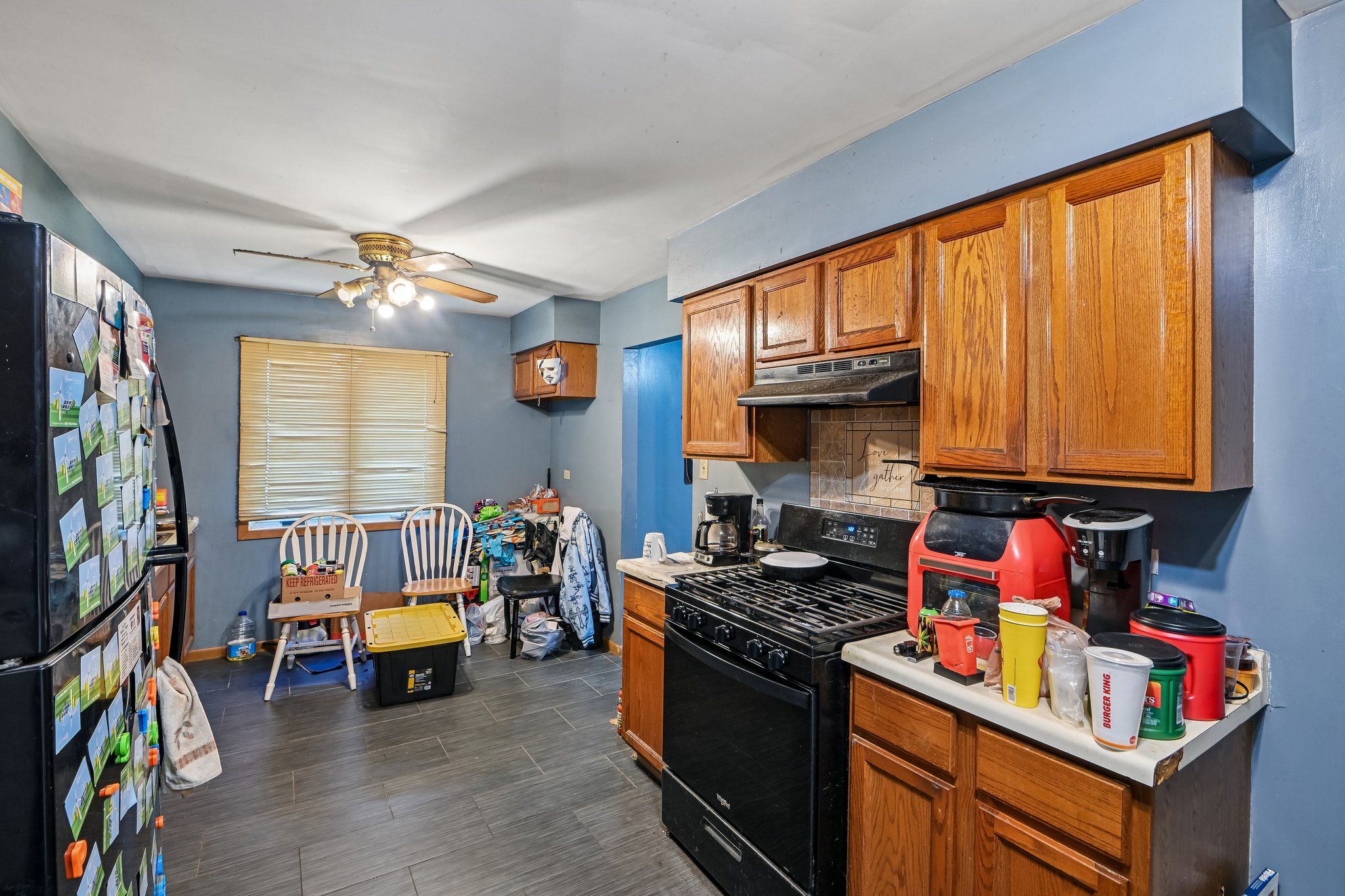 Woodview Ave-S2010-011.jpg