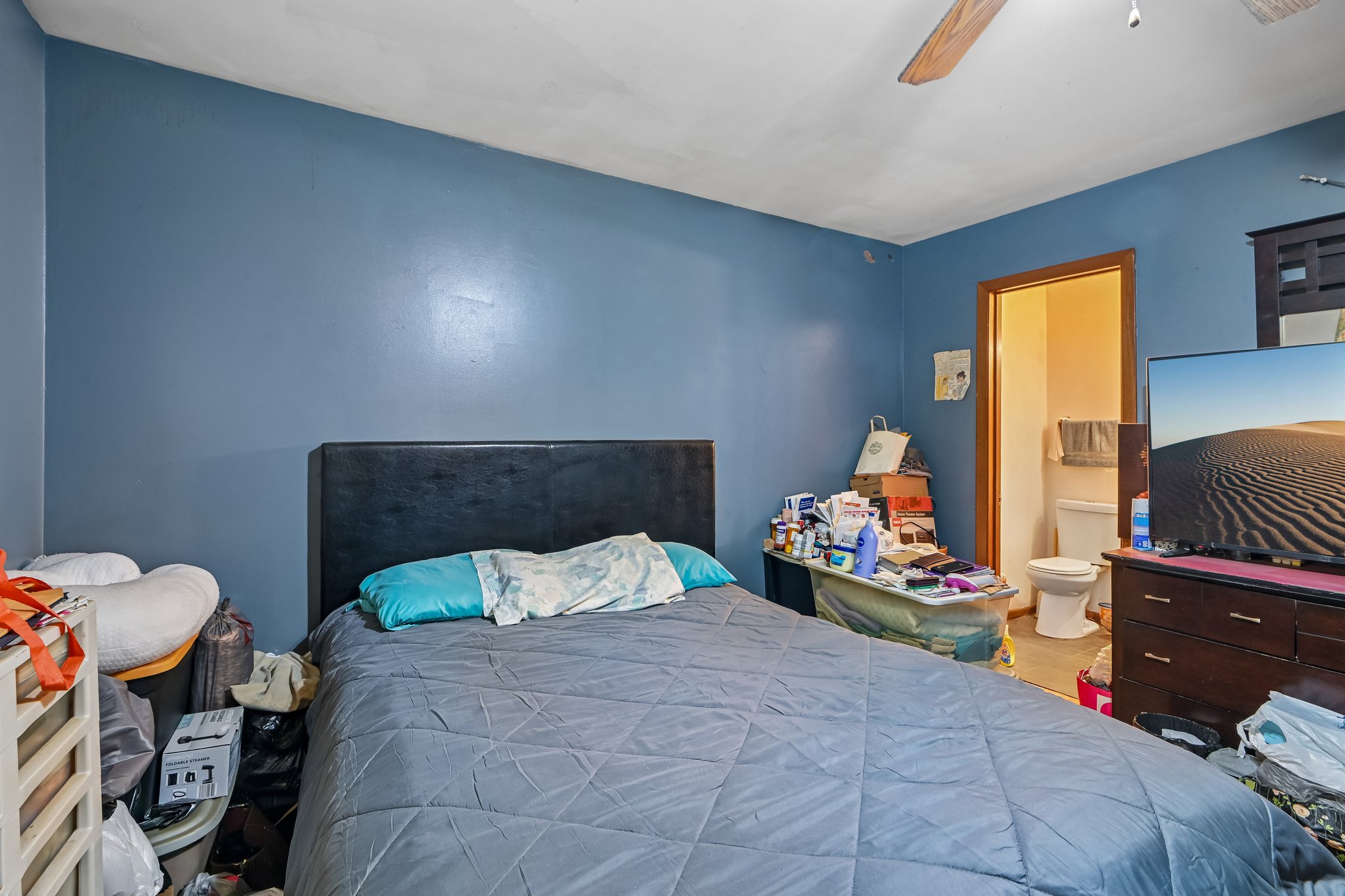 Woodview Ave-S2010-015.jpg