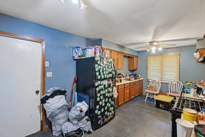 Woodview Ave-S2010-010.jpg