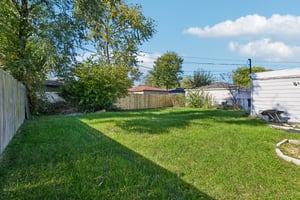 Woodview Ave-S2010-027.jpg