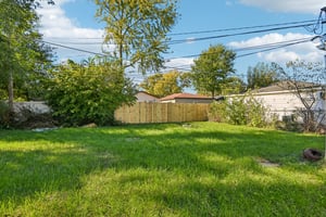 Woodview Ave-S2010-030.jpg