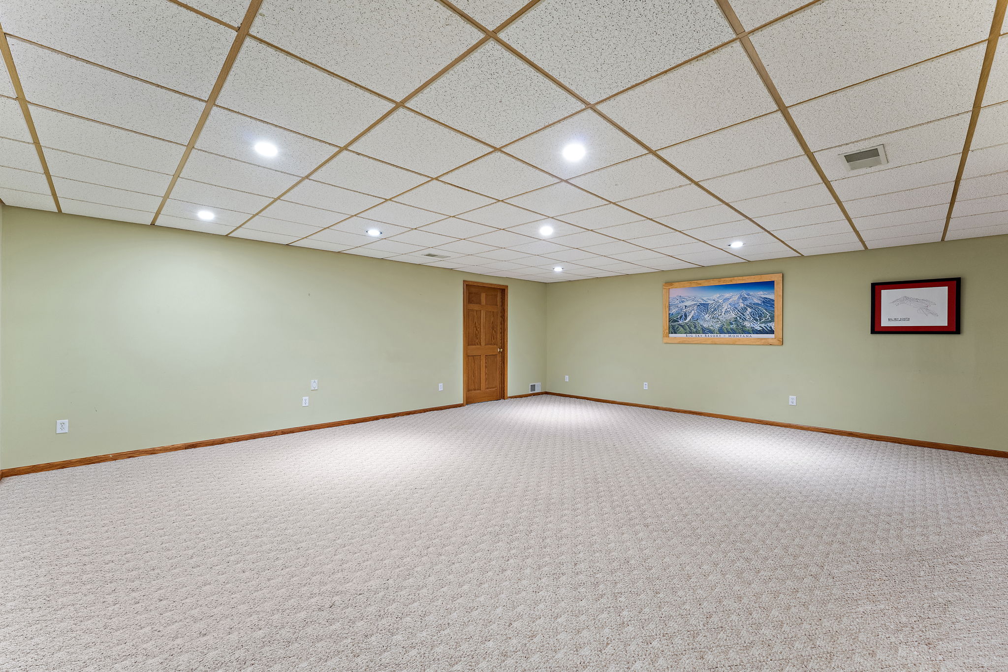 Family Room Lower Level (20)