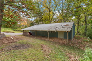 Out Building 45x24; Lean to 45x8  (88)