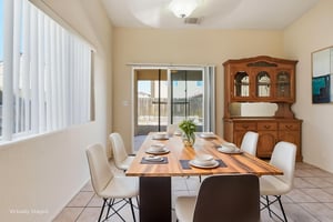 DSC01235 virtually staged.jpeg