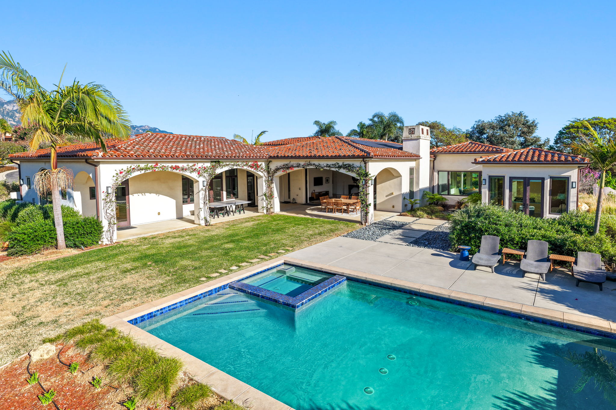 23-1367 Via Veneto-23