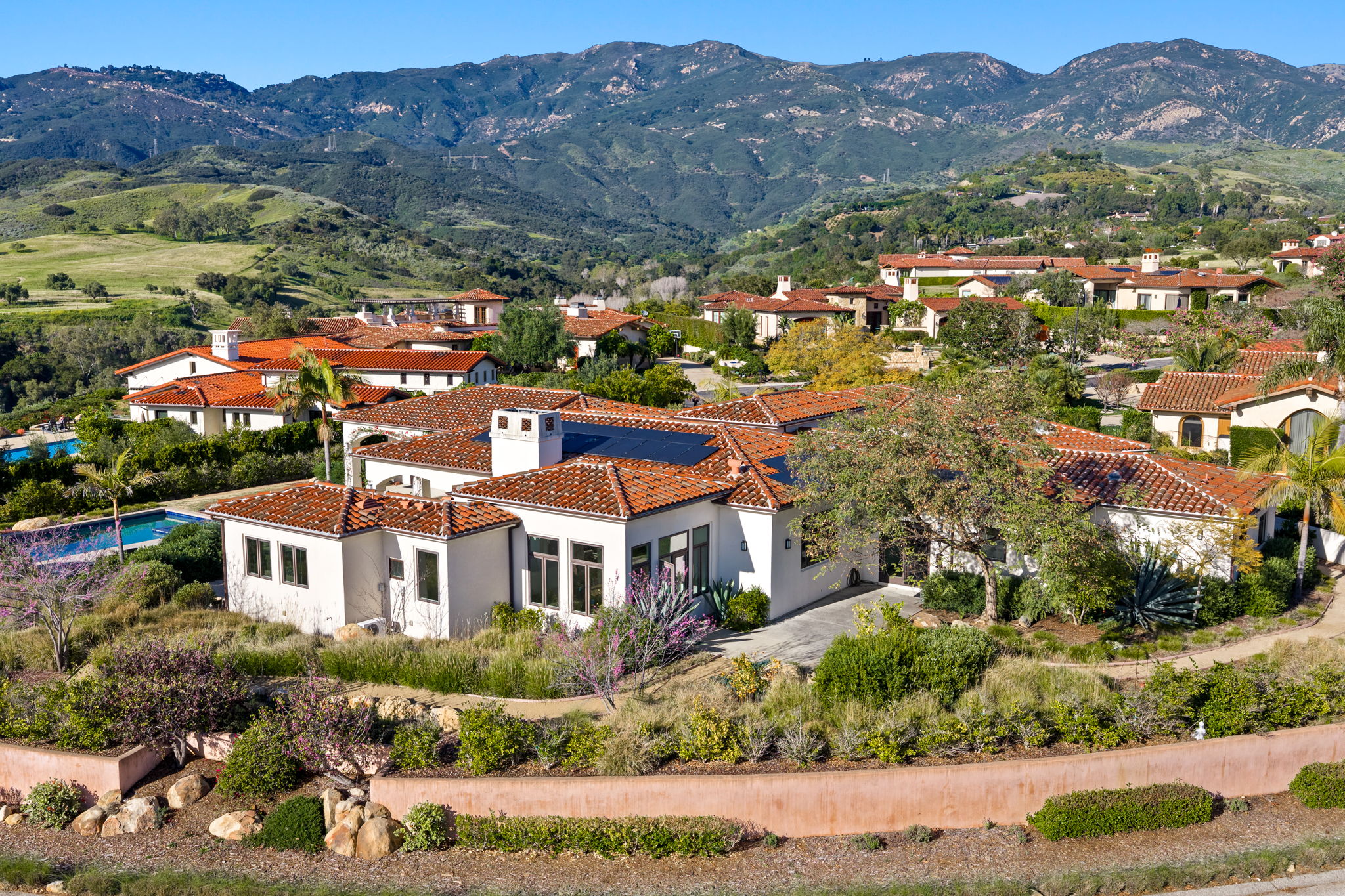 24-1367 Via Veneto-24