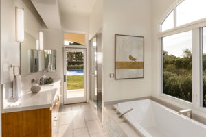 15-1367 Via Veneto-15