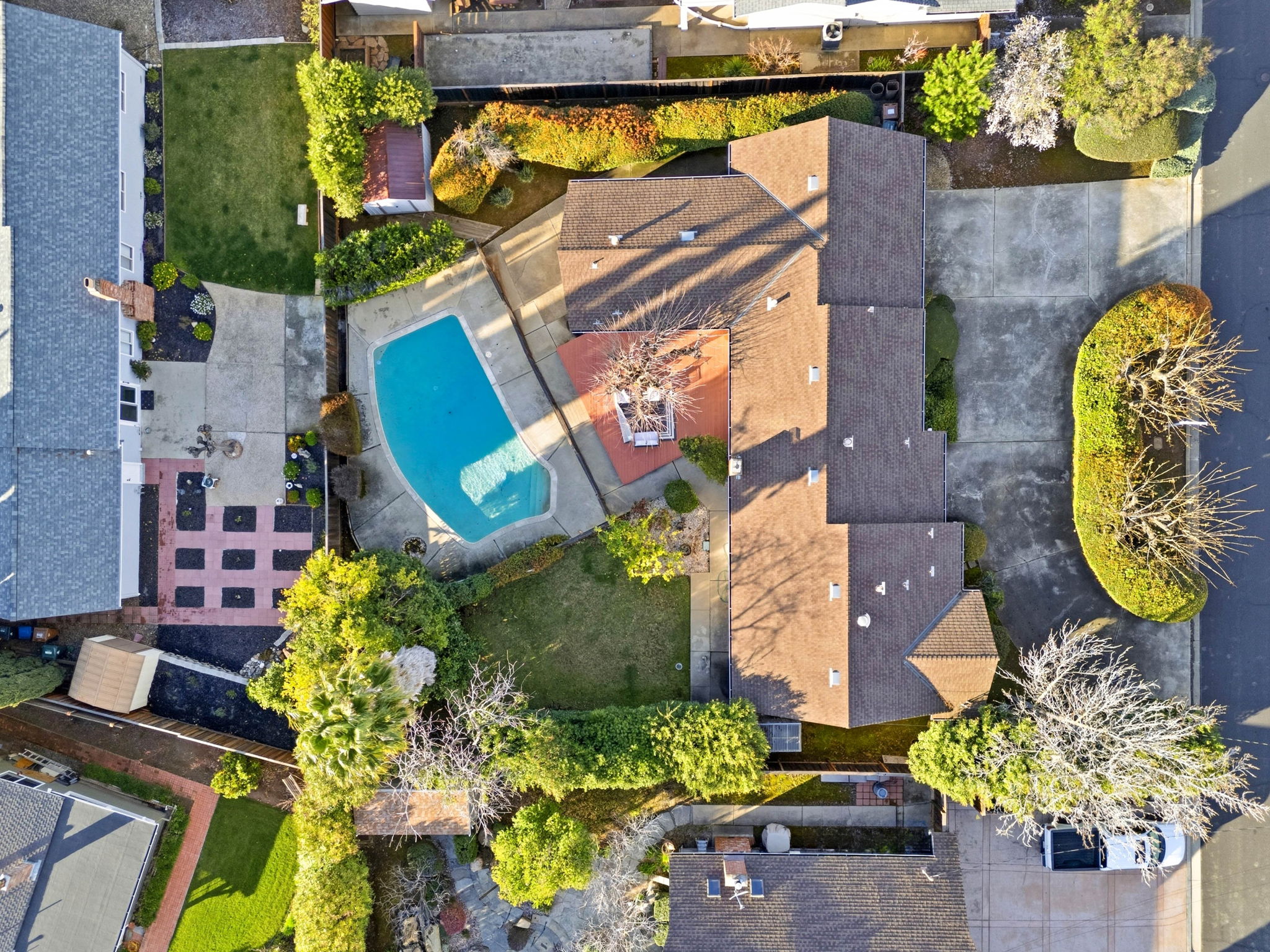 This image has been digitally altered. See original photo.