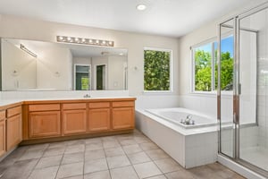 013.jpg