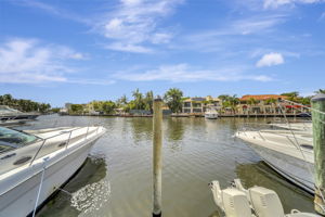 18666 NW 54th Ct, Miami Gardens, FL 33055, US Photo 45