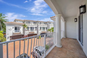 18666 NW 54th Ct, Miami Gardens, FL 33055, US Photo 23