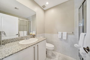 18666 NW 54th Ct, Miami Gardens, FL 33055, US Photo 20