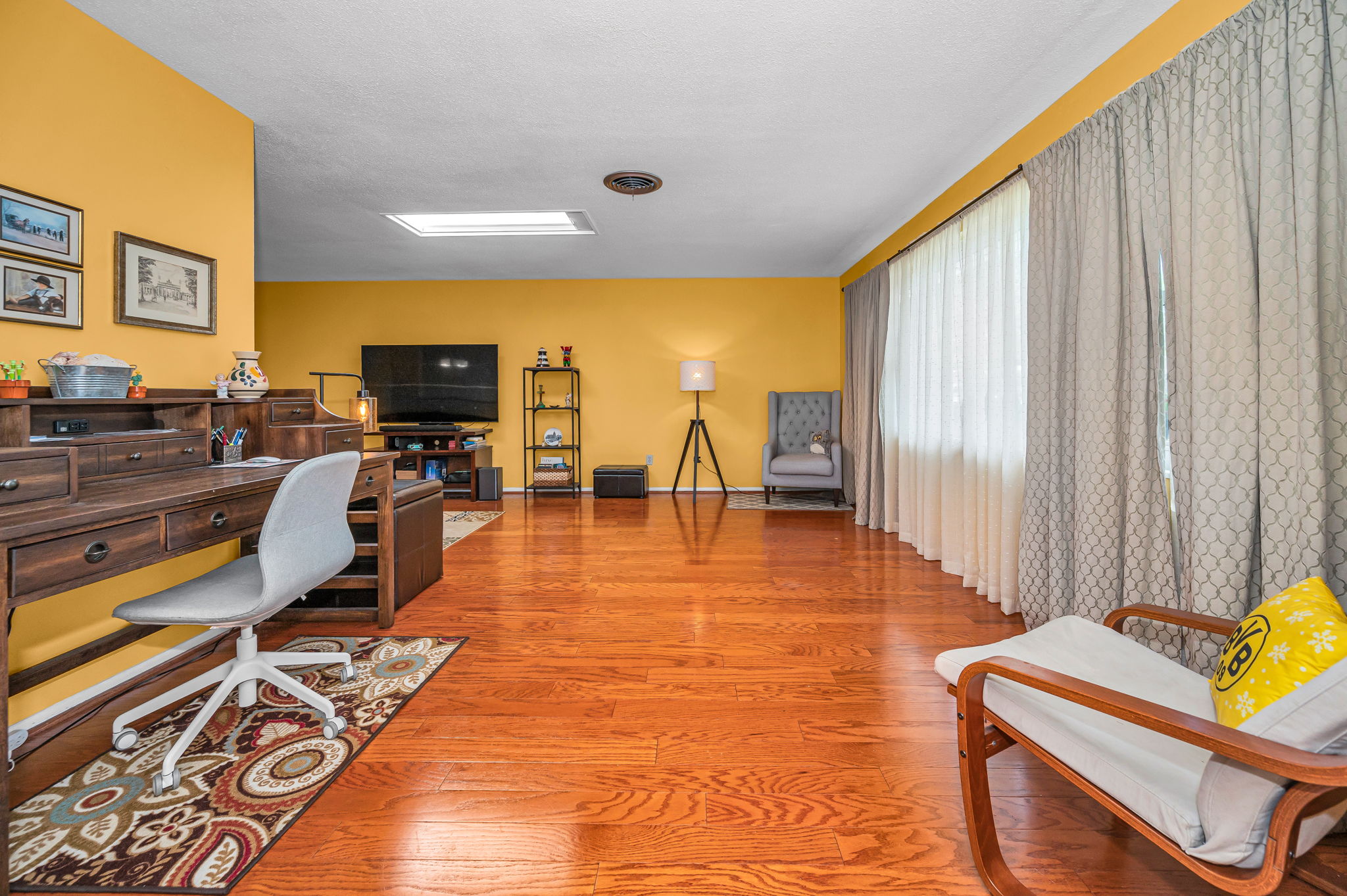 Living Room2