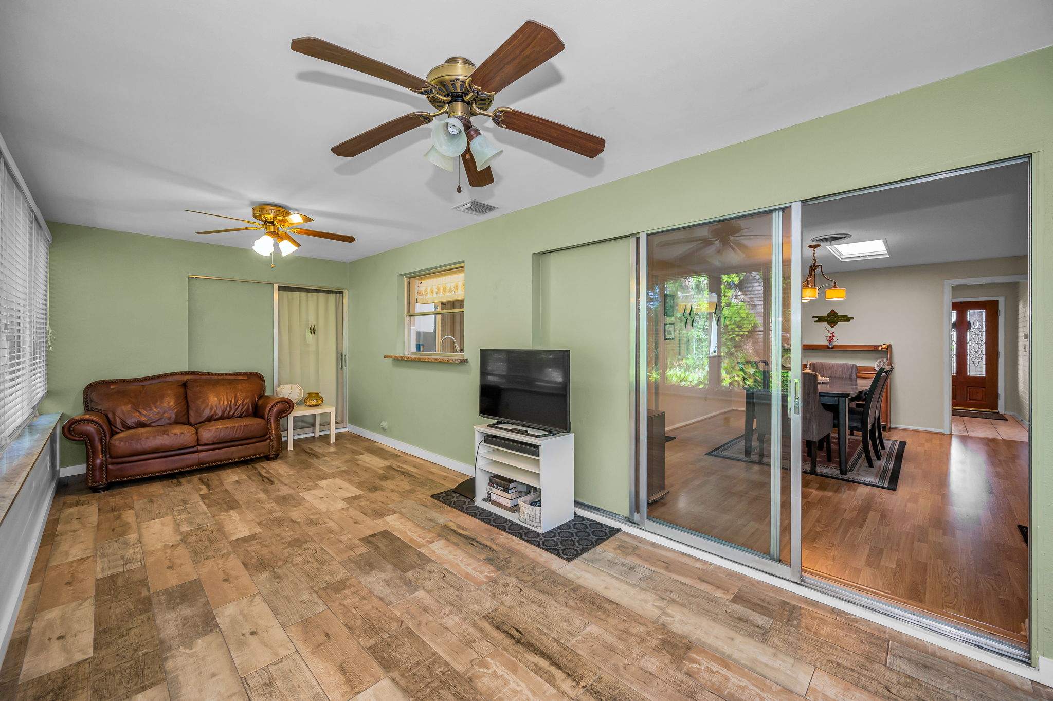 Family Room4