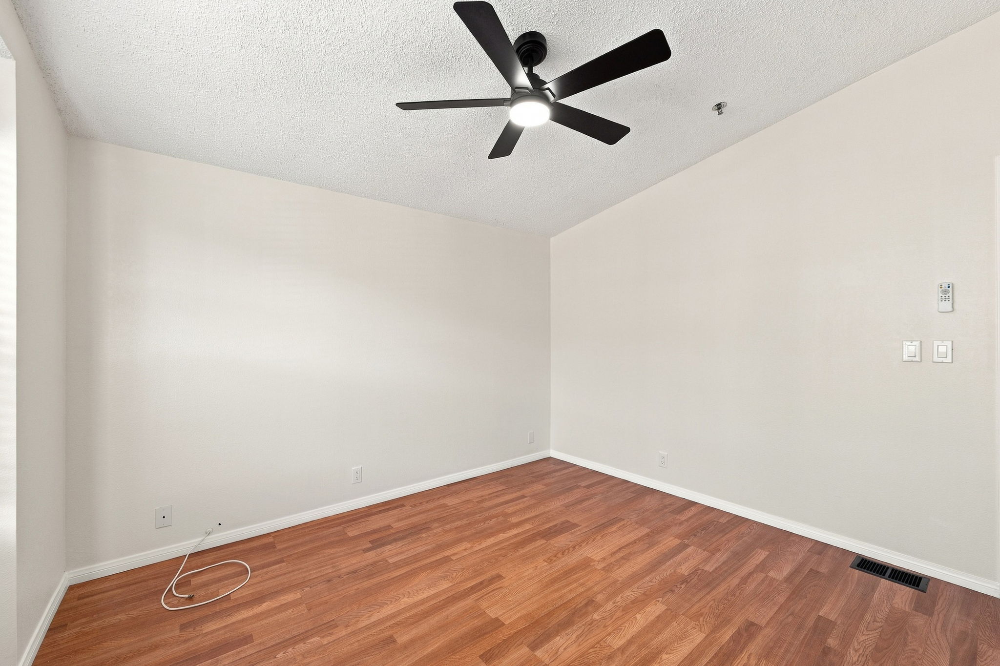 021_F8_13691 Gavina Ave 625