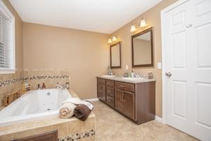  137 Appaloosa Way, Taunton, MA 02780, US Photo 29