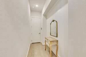  Photo 52