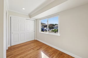 Cassandra Pl-S2806-026.jpg