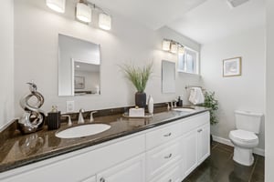 Cassandra Pl-S2806-031.jpg