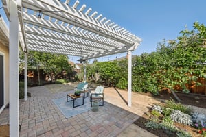 Cassandra Pl-S2806-037.jpg