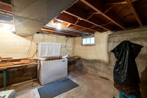  Photo 36