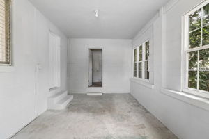 Photo 38
