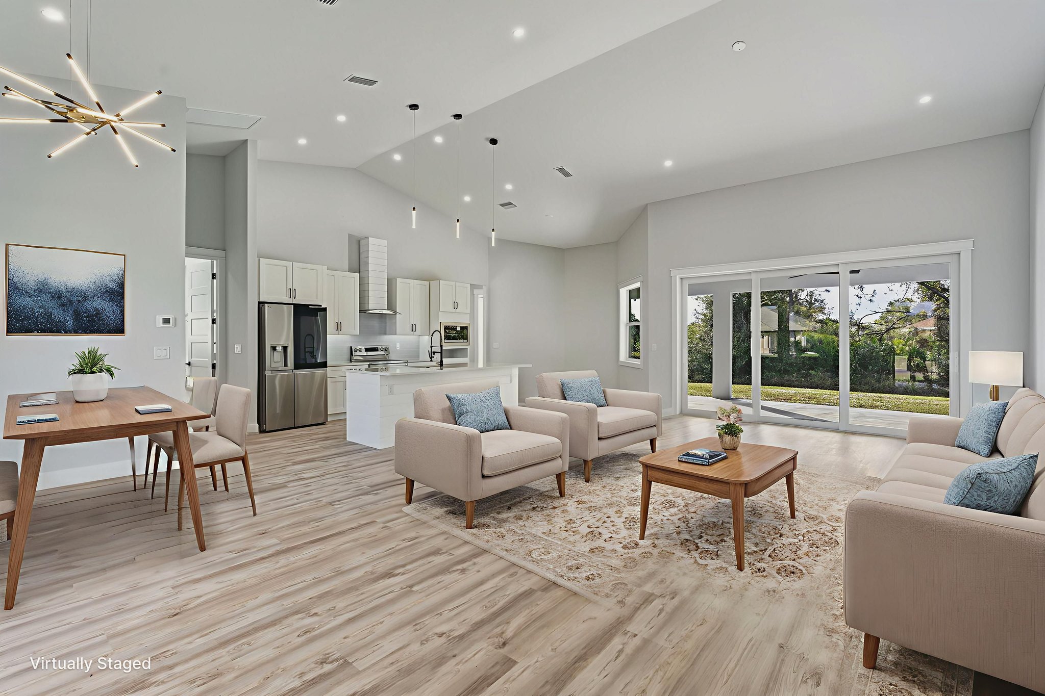 DSC05446 virtually staged.jpeg