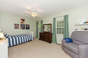  Photo 40