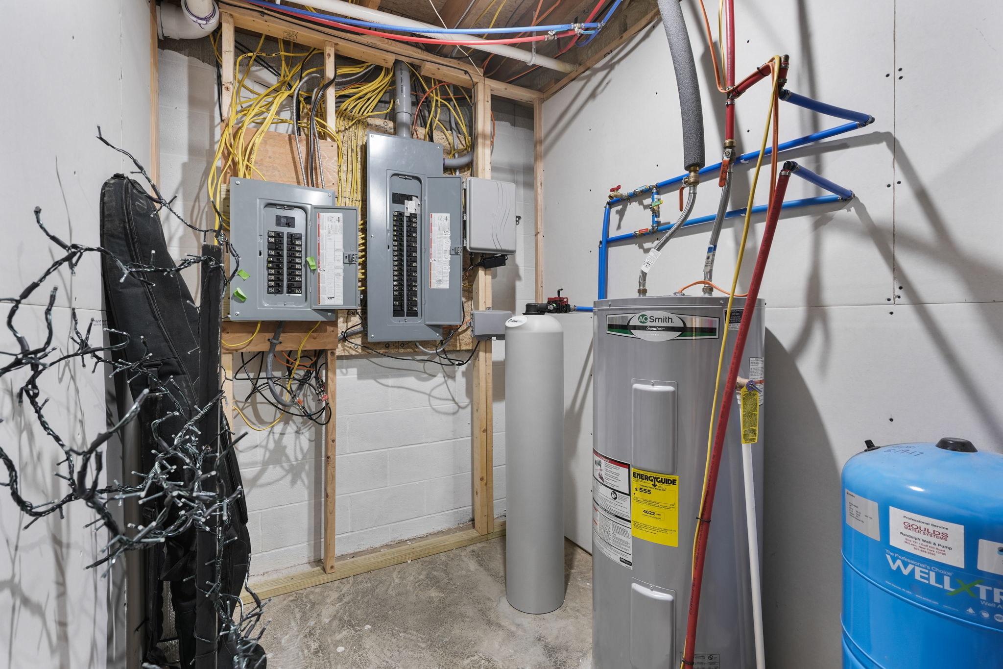 Ample Electric and Generator Hook Up