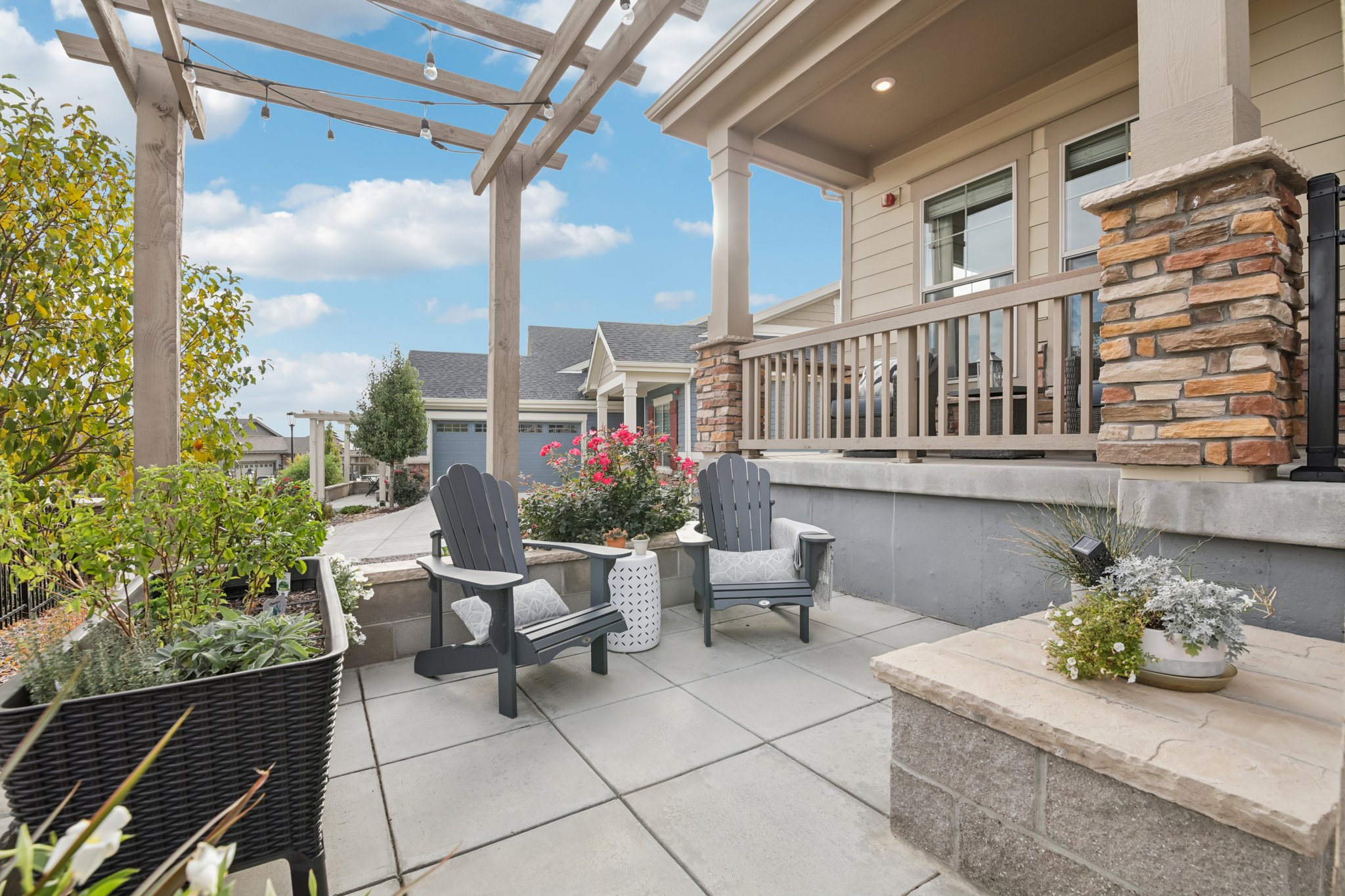 Lanterns Ln-S2410-006.jpg