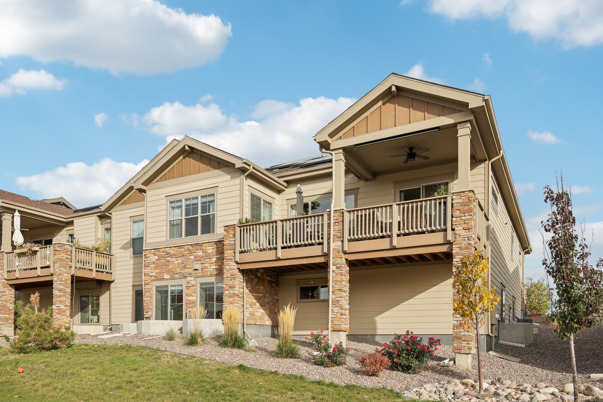 Lanterns Ln-S2410-048.jpg