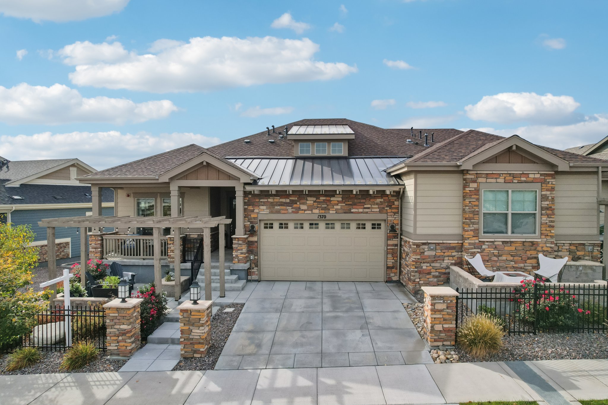 Lanterns Ln-S2410-053.jpg