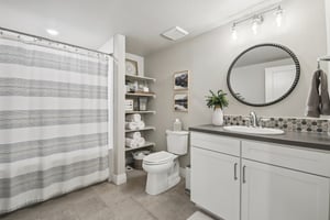 Lanterns Ln-S2410-038.jpg