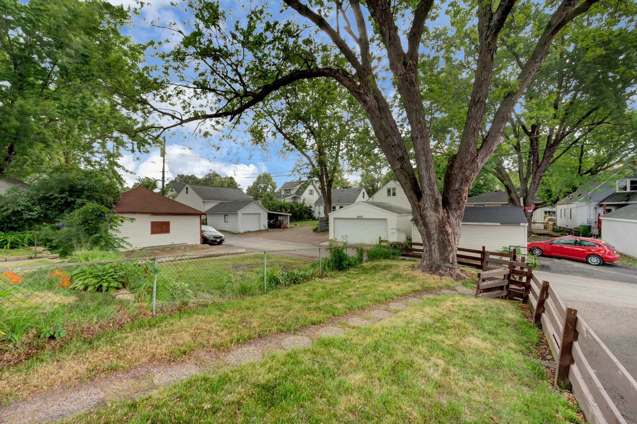 1370 Snelling Ave, St Paul, MN 55108, USA Photo 9