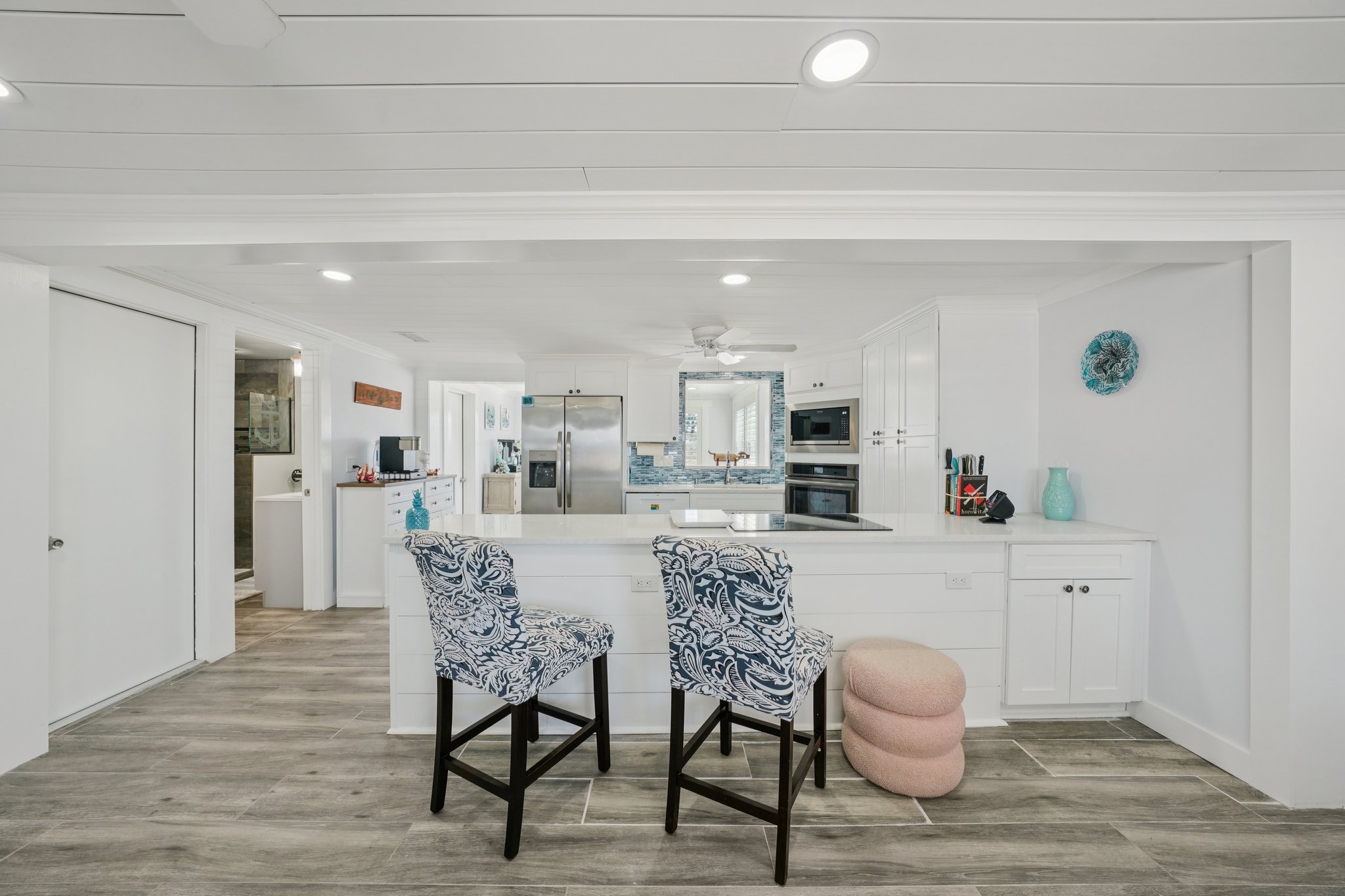 Leslie Dr-S2402-017.jpg