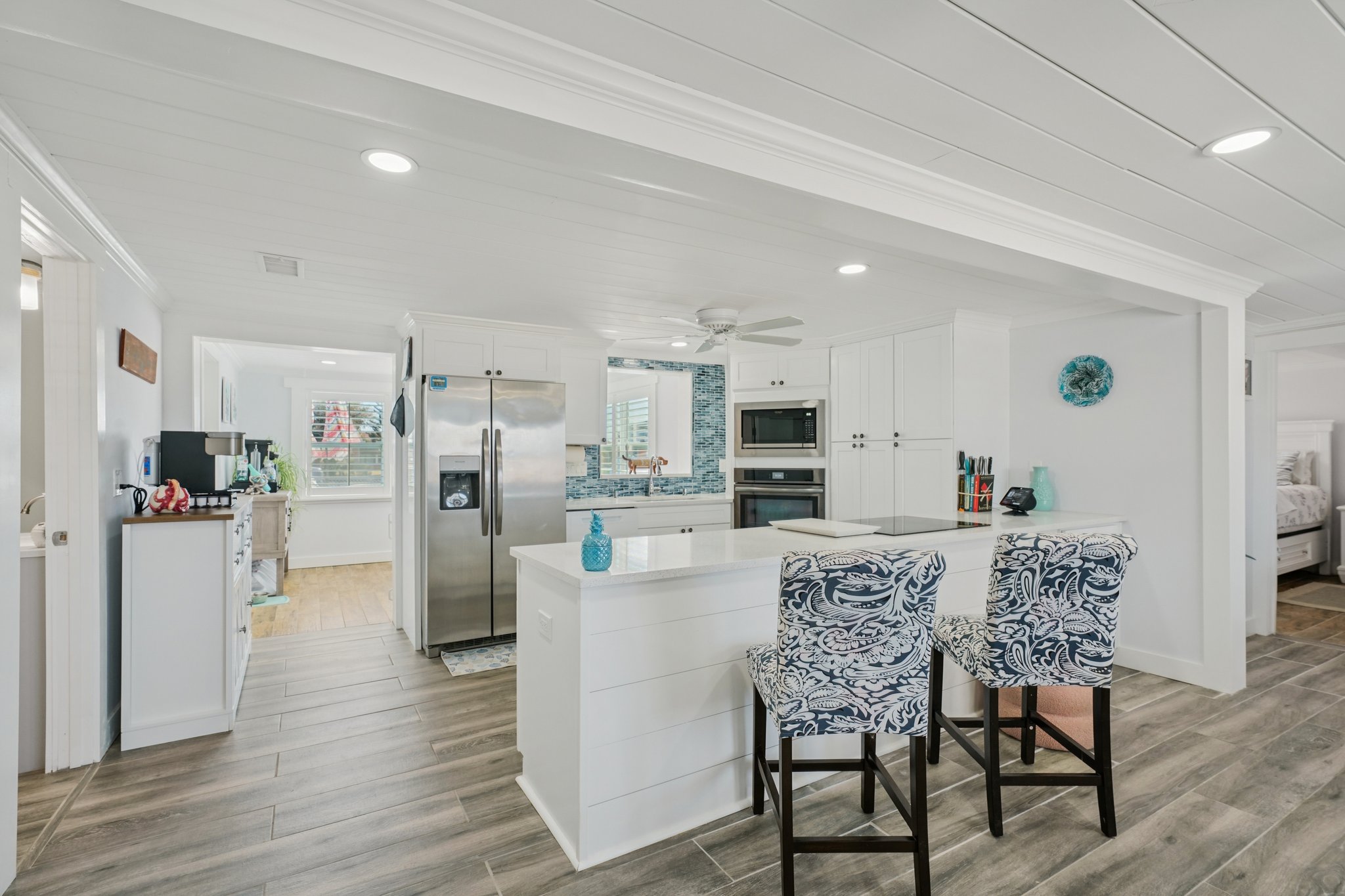 Leslie Dr-S2402-020.jpg