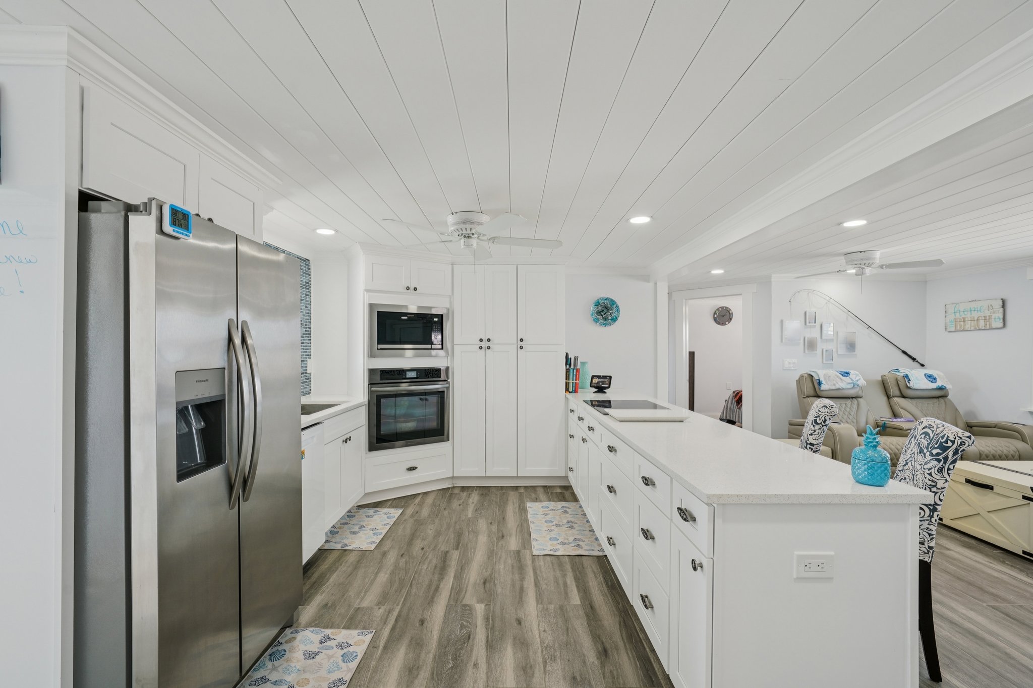 Leslie Dr-S2402-023.jpg