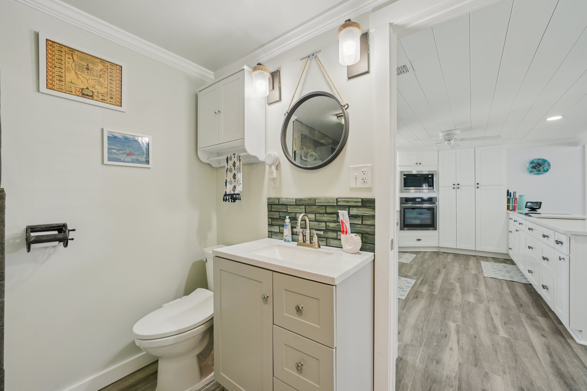 Leslie Dr-S2402-046.jpg