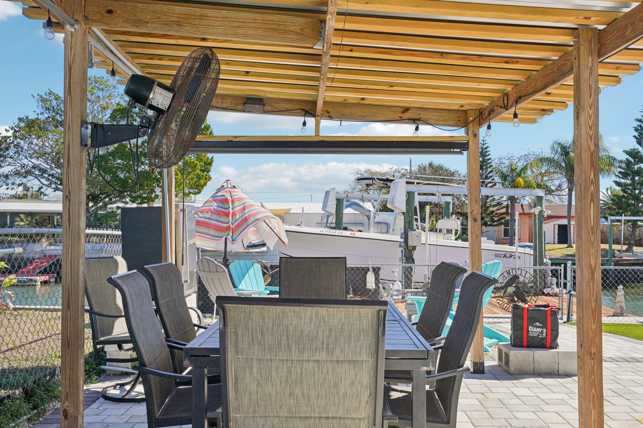 Leslie Dr-S2402-055.jpg