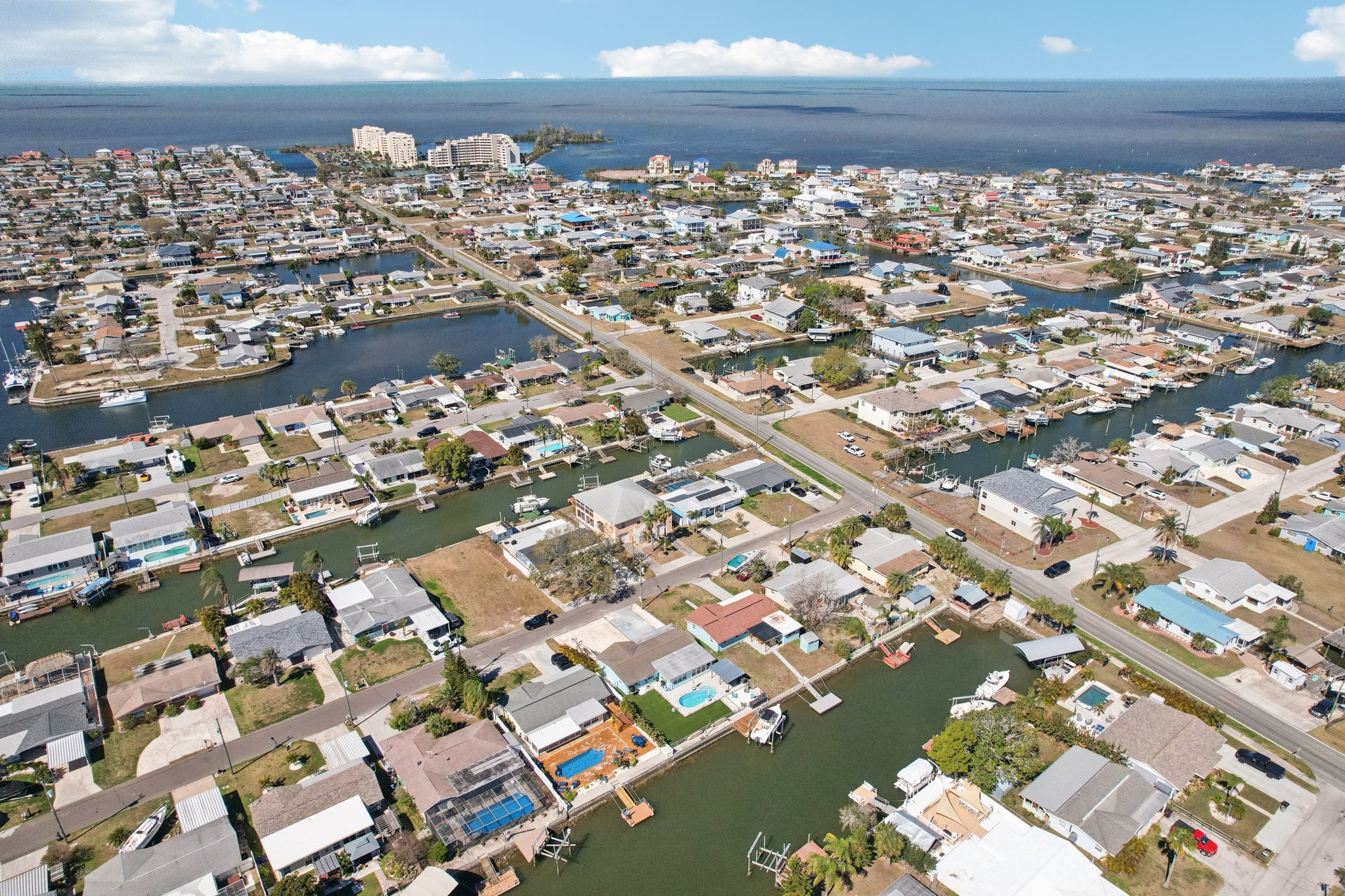 Leslie Dr-S2402-078.jpg