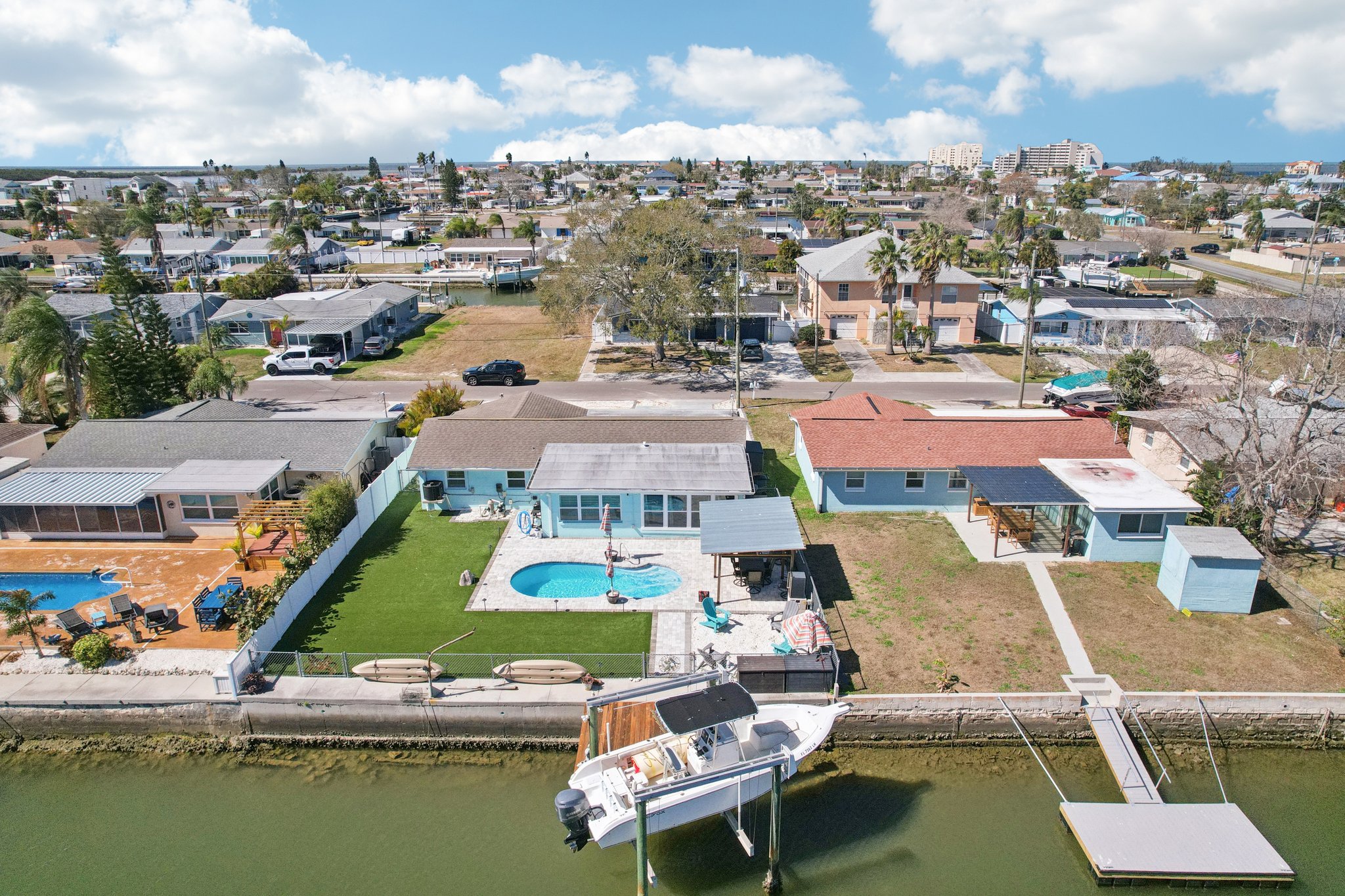 Leslie Dr-S2402-082.jpg