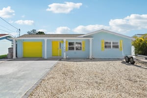 Leslie Dr-S2402-001.jpg