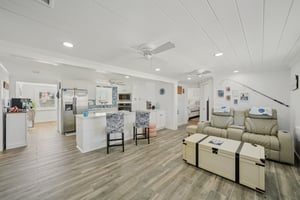 Leslie Dr-S2402-007.jpg